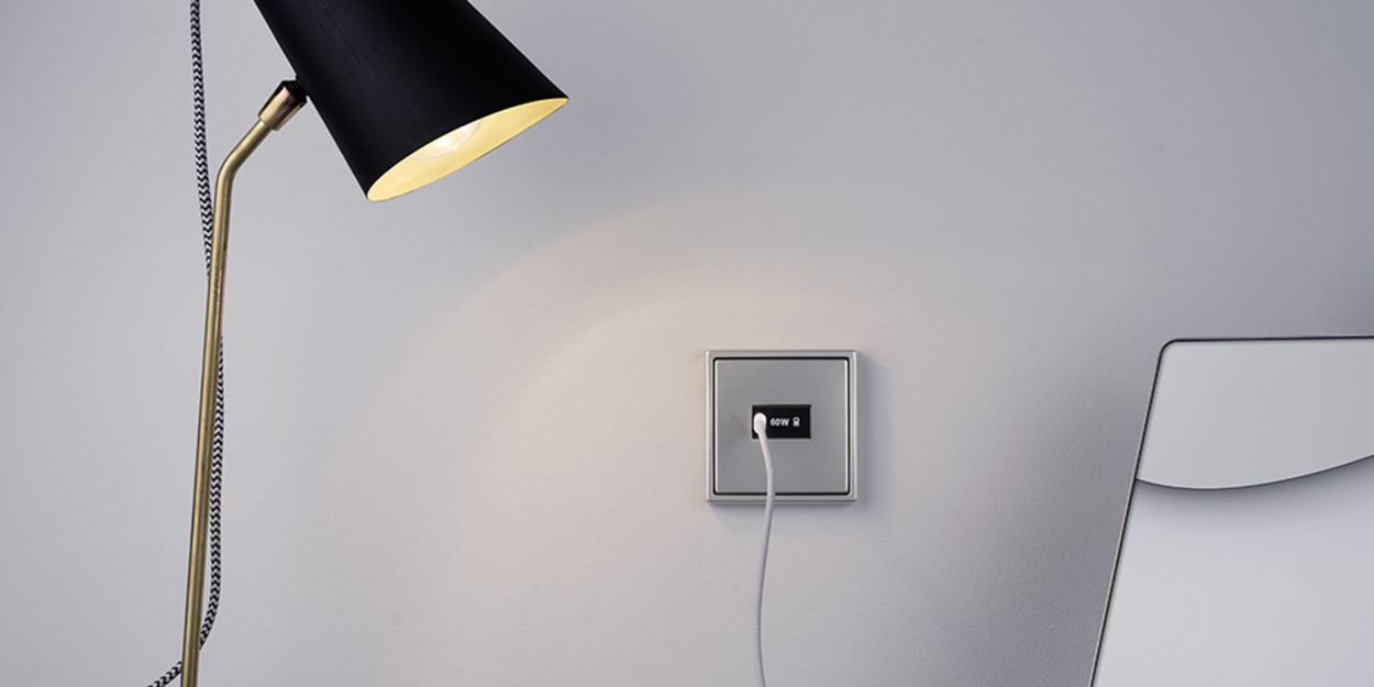 Ladegerät USB PD 60 bei Bayer Elektrotechnik in Freiensteinau